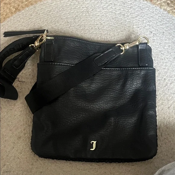 Juicy Couture Black Crossbody Bag with Gold Details - Picture 2 of 2